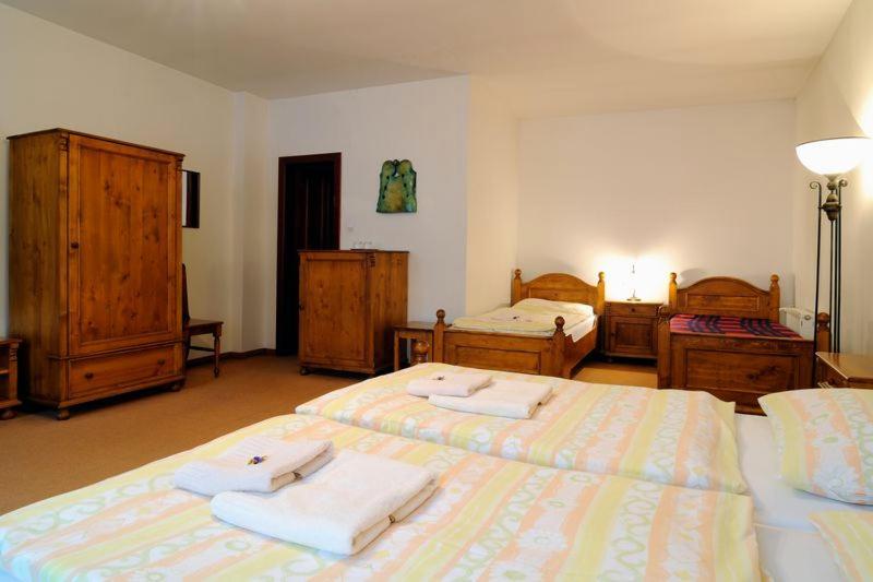 Penzión Kachelman Banska Stiavnica Exterior foto